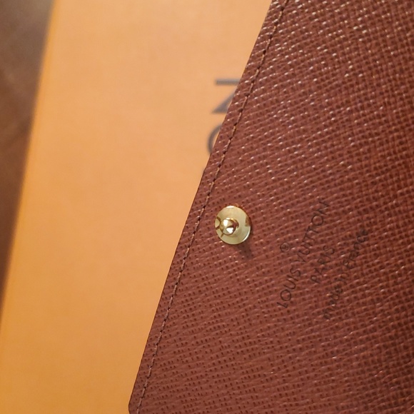 Louis Vuitton Monogram 6-key Holder with Original Dust Bag and Box - Picture 4 of 9